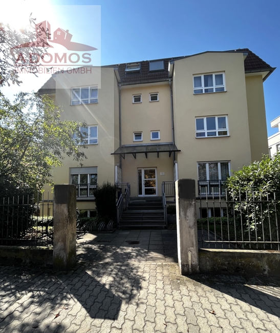 reserviert-fusslaeufig-zum-grossen-garten-schicke-2-raumwohnung-in-exklusiver-lage-sucht-neuen-eigentuemer
