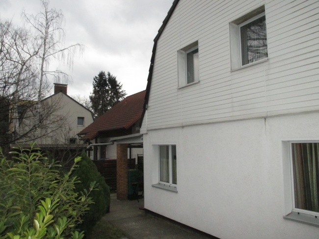 schoenes-einfamilienhaus-in-berlin-buckow-bietet-viel-platz-fuer-familie